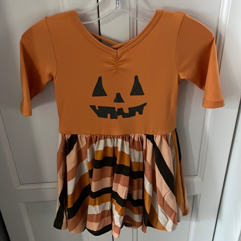 Dot Dot Smile Pumpkin 🎃 dress size 3/4
